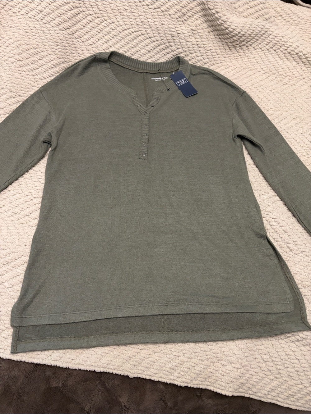 Abercrombie & Fitch Olive Green Long-Sleeve Henley